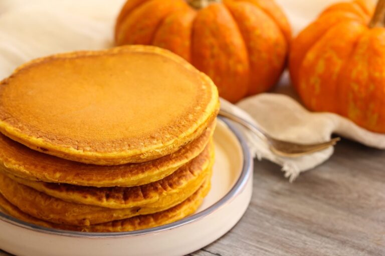 Pancake Chronicles: Week 6, Pumpkin-Oat Spice Pancakes